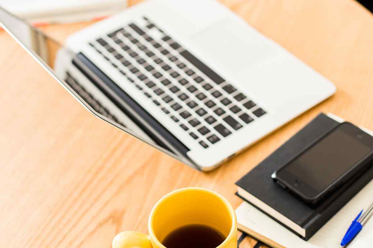 https://opiekuninwestora.pl/wp-content/uploads/2019/04/img-industry-01.jpg