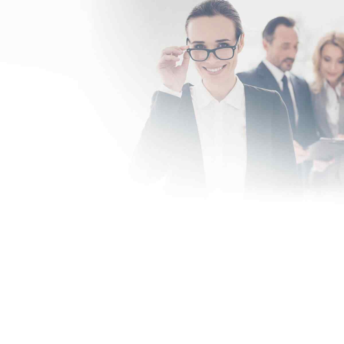 https://opiekuninwestora.pl/wp-content/uploads/2019/04/img-people-01.jpg